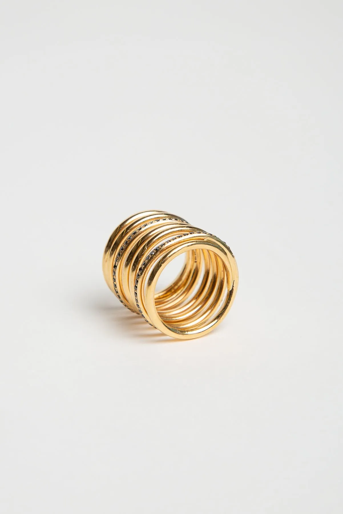 JOANNE FISKE | BLACK DIAMOND SPIRAL RING