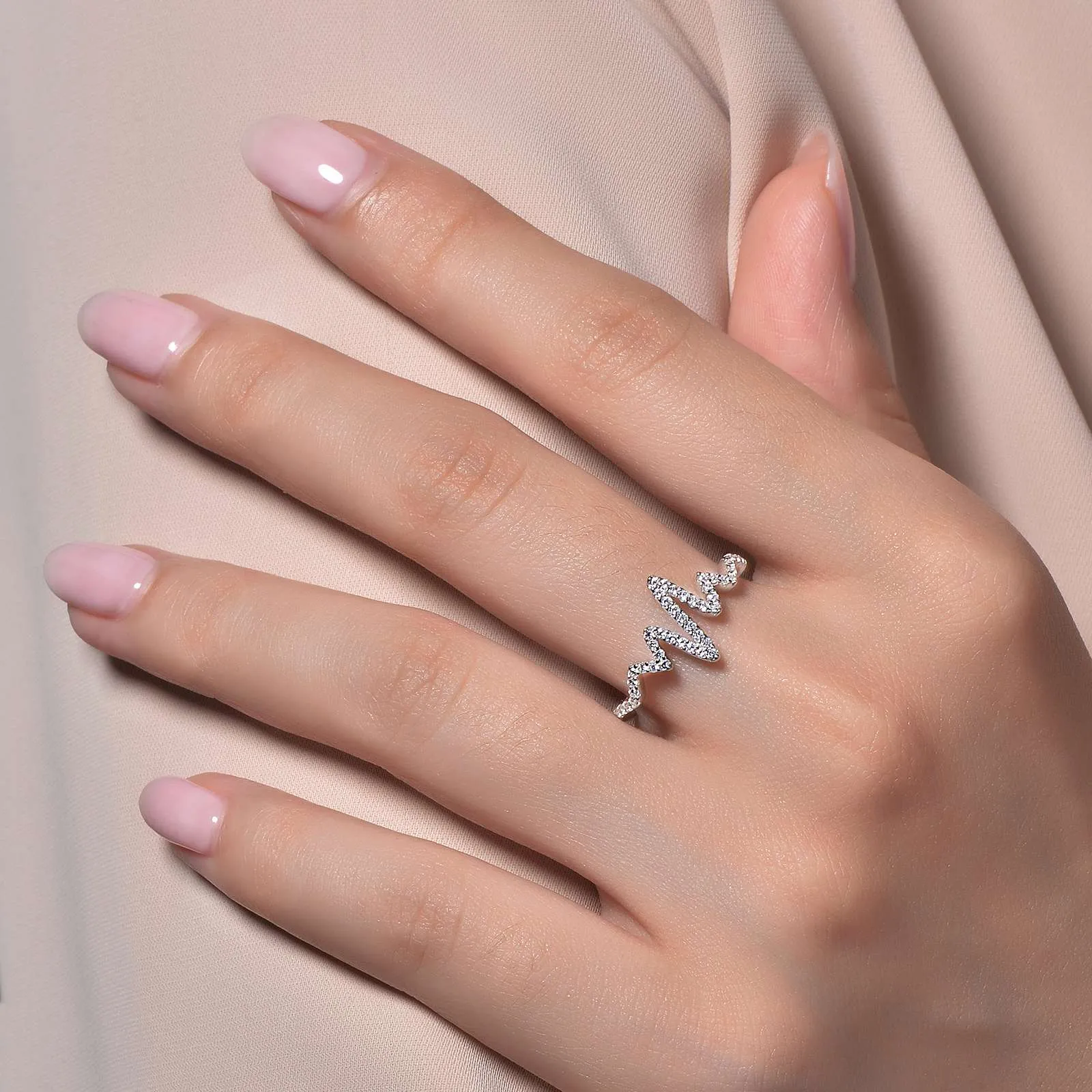 Lafonn Sterling Silver Platinum Plated Simulated Diamonds Heartbeat Ring