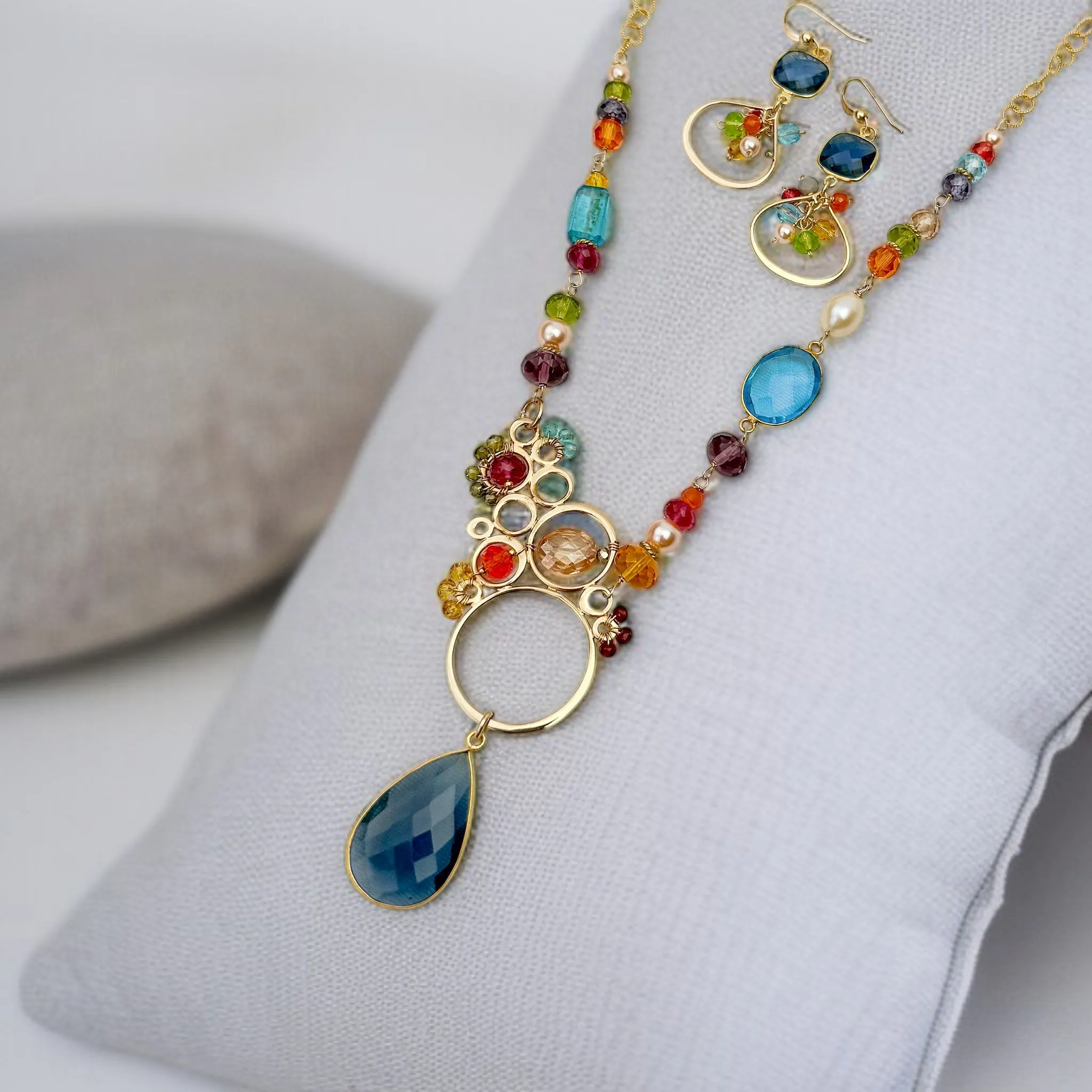 Layla Asymmetrical Large Bubble Necklace