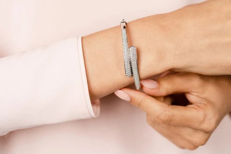 Luxe Lab-Grown Diamond Bangle with 2.24 ct.(finished) 1.2mm, 1.4mm, 1.6mm