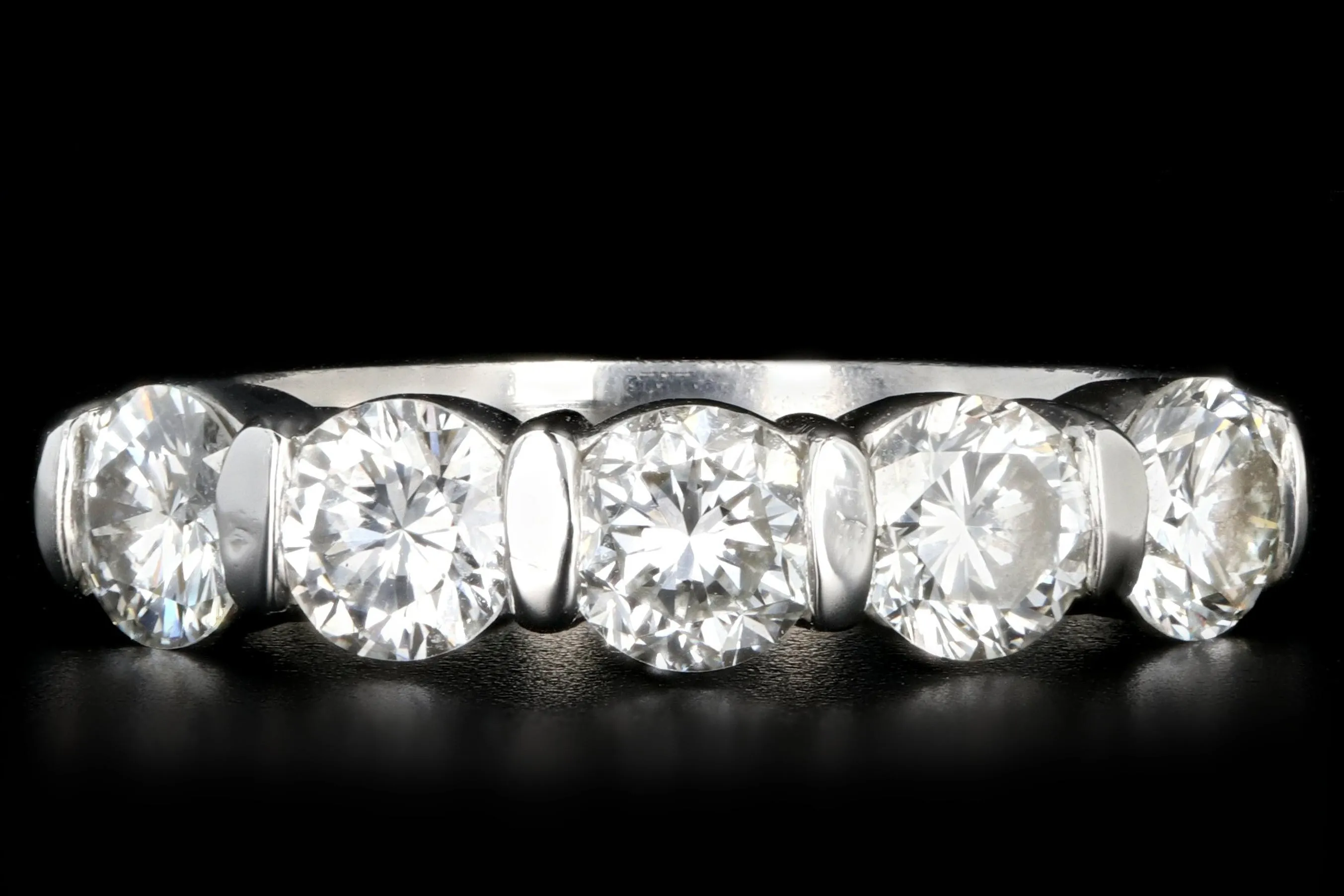 Modern Platinum 1 Carat Round Brilliant Cut Diamond 5 Stone Band