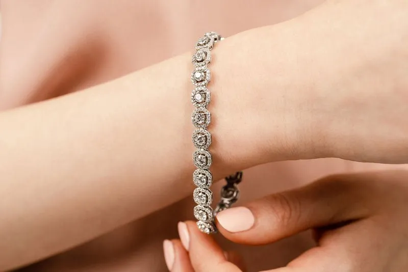 Octagon Red Carpet Diamond Bracelet with 8.69 ct.(finished) 1.2mm, 4mm