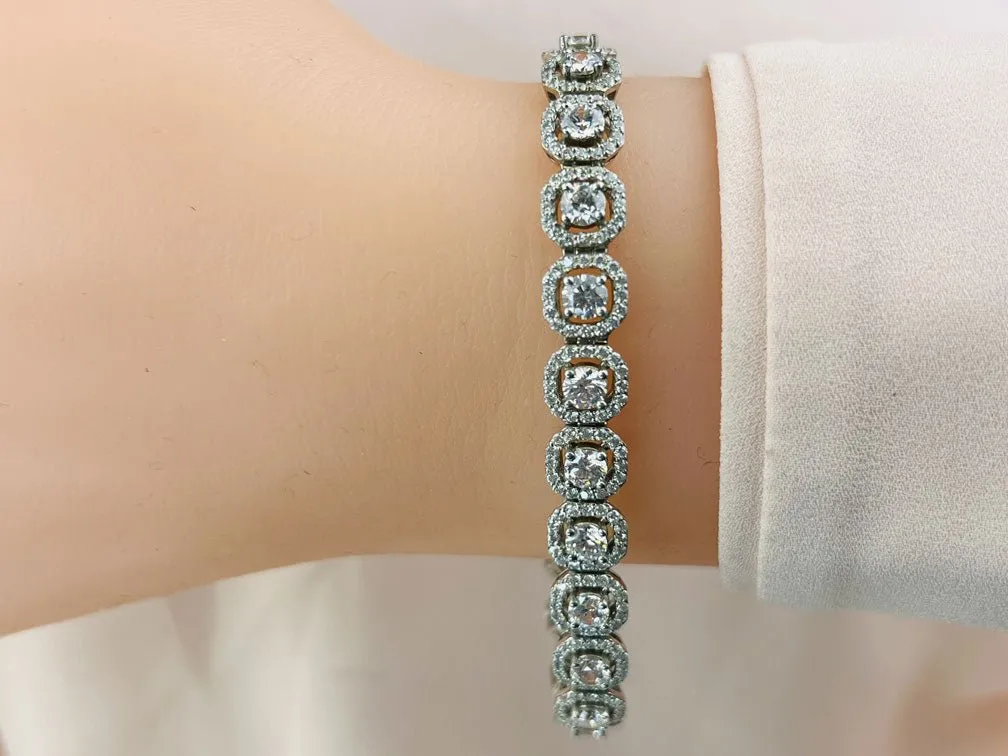 Octagon Red Carpet Diamond Bracelet with 8.69 ct.(finished) 1.2mm, 4mm