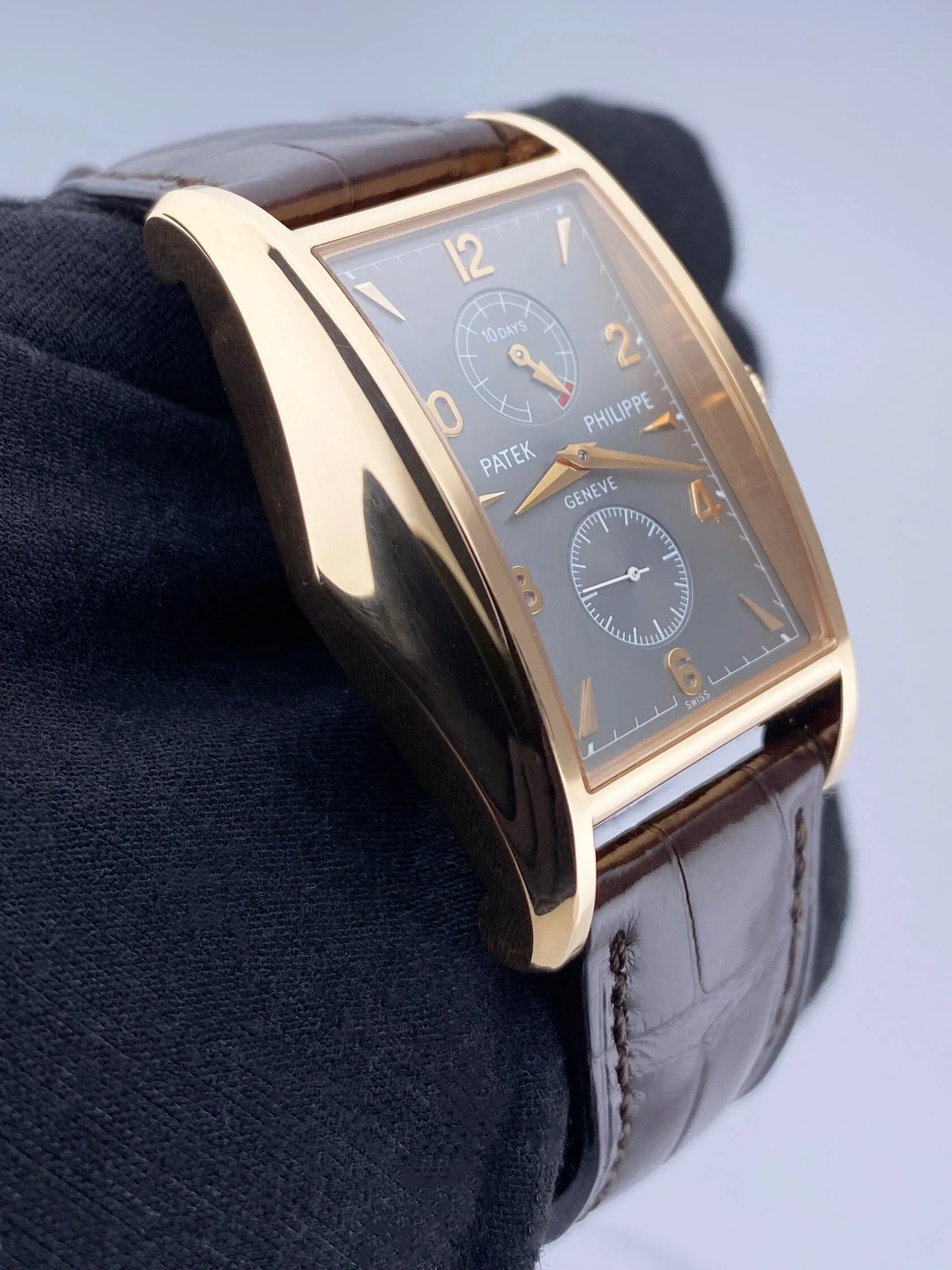 Patek Philippe Gondolo 10-Day 5100R Gray Dial Mens Watch Box Papers