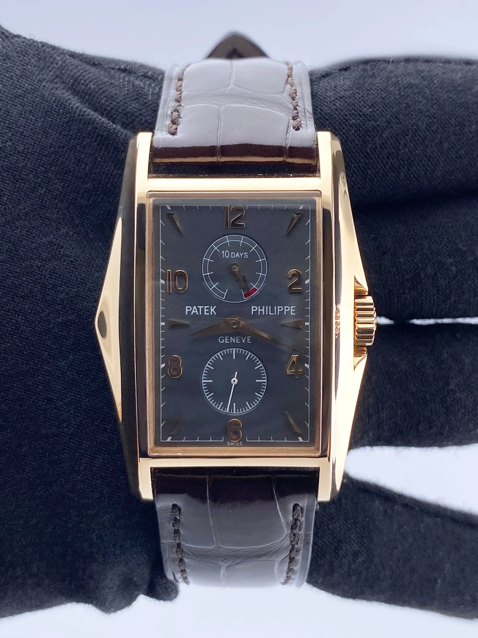 Patek Philippe Gondolo 10-Day 5100R Gray Dial Mens Watch Box Papers