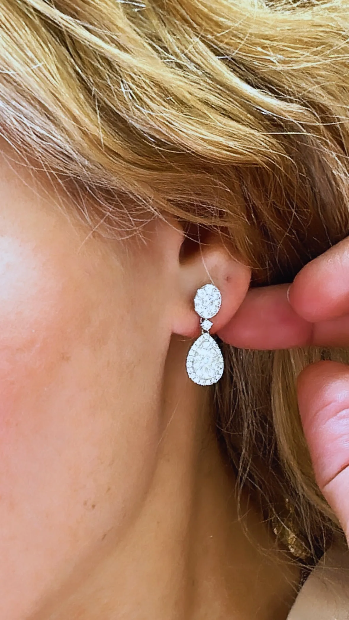 Pear Shape Diamond Invisible-set  Drop Statement Earrings 1.94ct tw