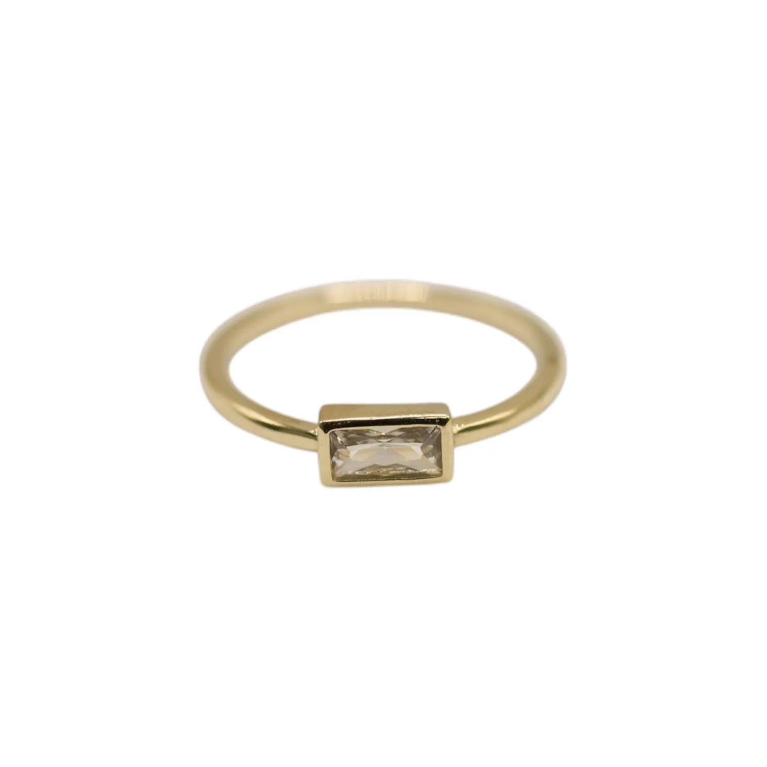 PIA | Water-Resistant Clear Elongated Solitaire Ring