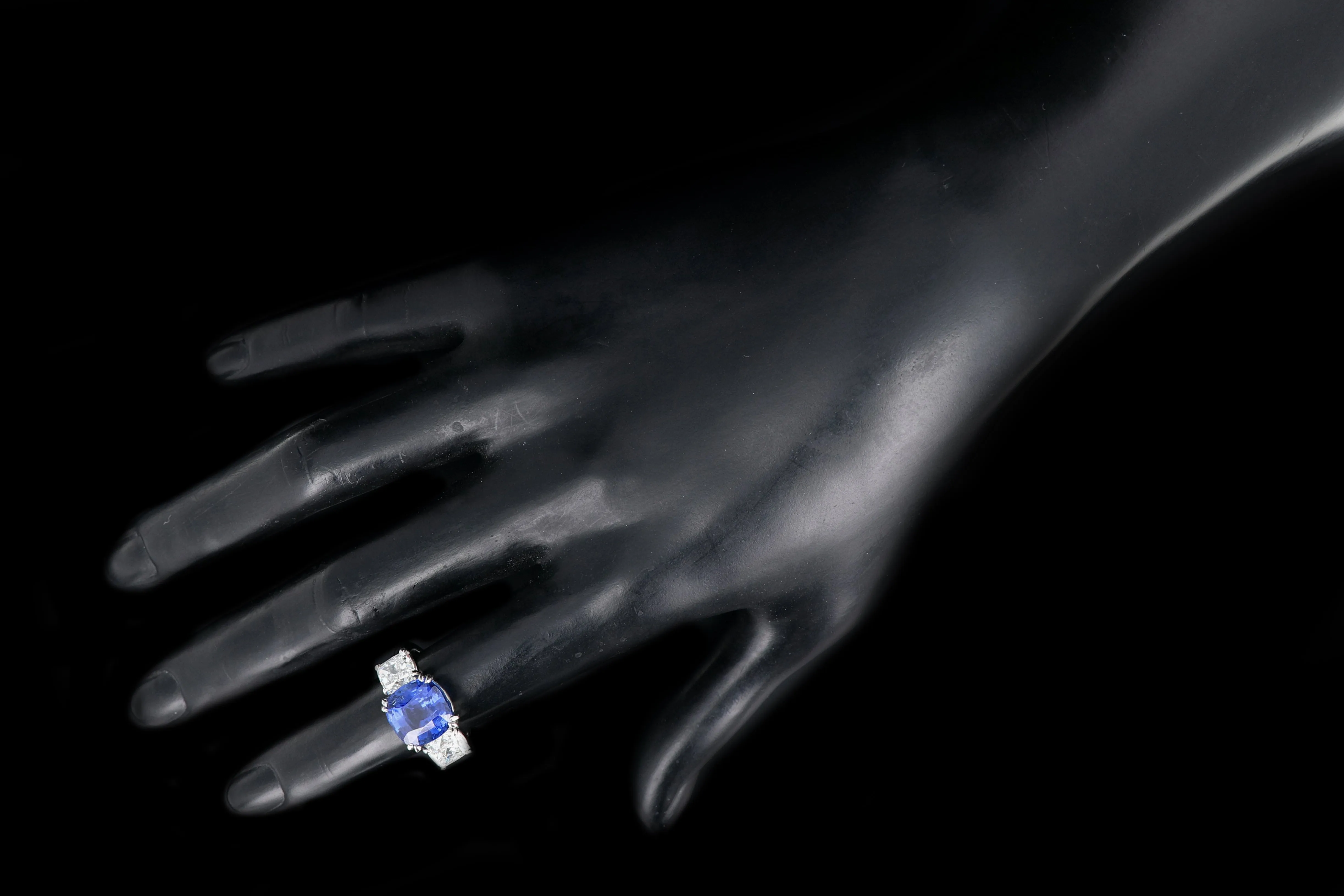 Platinum 7.2ct Madagascar Sapphire Flanked By Two 1.4ct G VS2 Diamonds