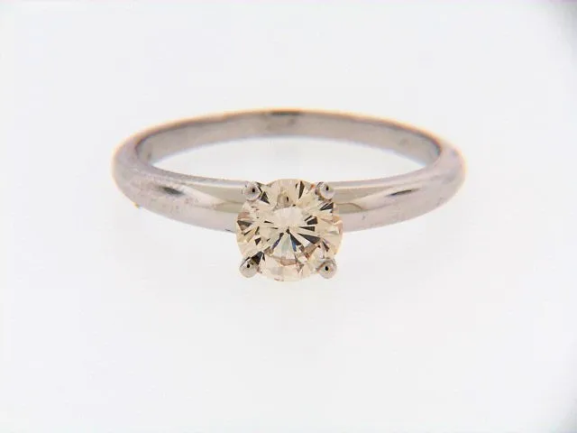 PLATINUM DIAMOND SOLITAIRE RING