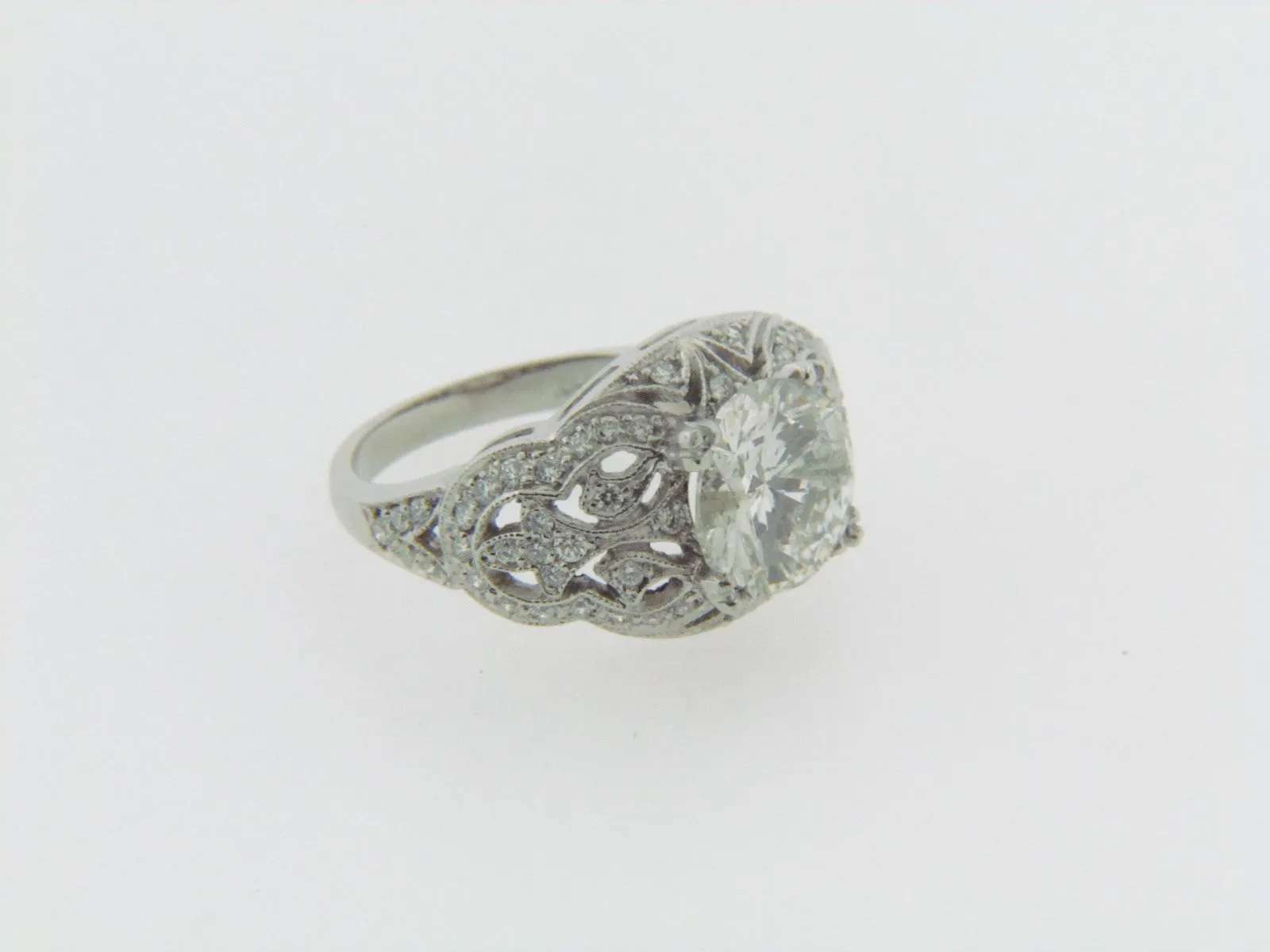 PLATINUM DIAMOND SOLITAIRE RING