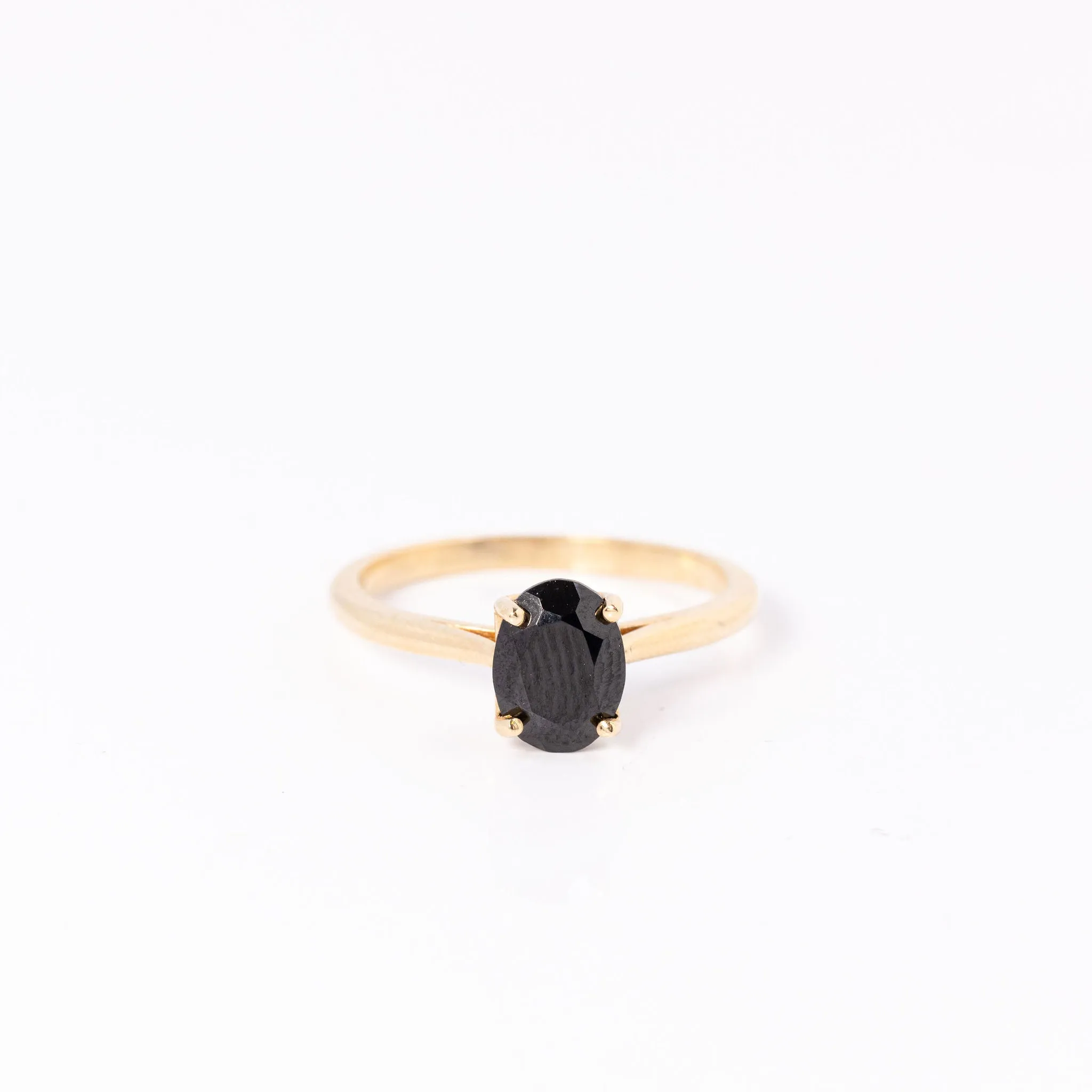 "Nico" Black Spinel Solitaire