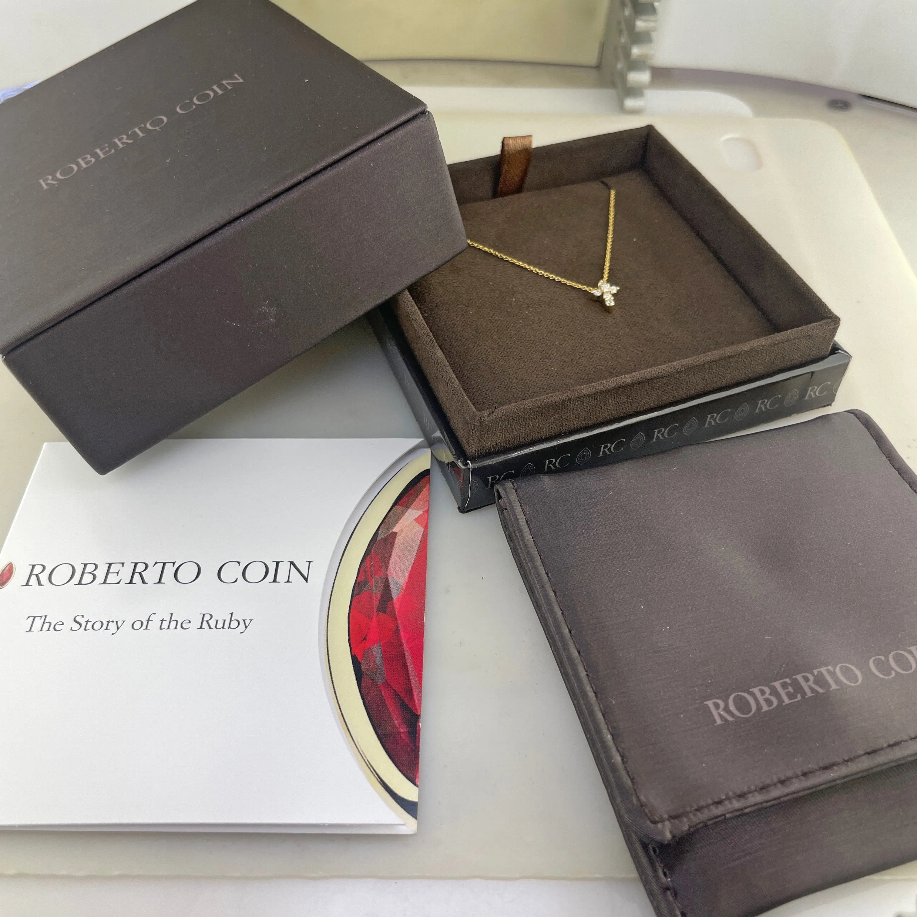 Roberto Coin Baby Cross Pendant from Tiny Treasures Collection 001883AYCHX0