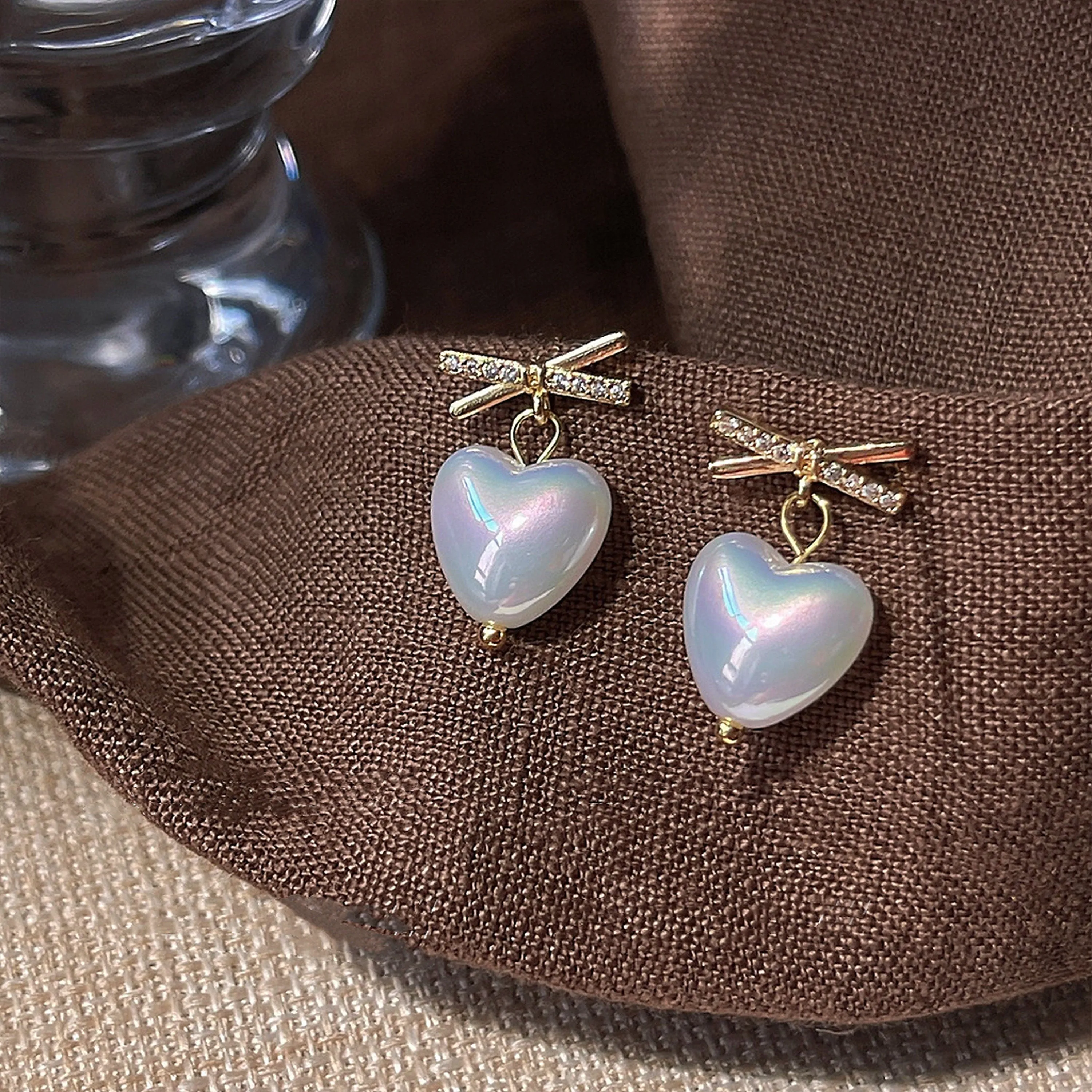 Romantic White Pearl Heart Chunky Stud Earrings