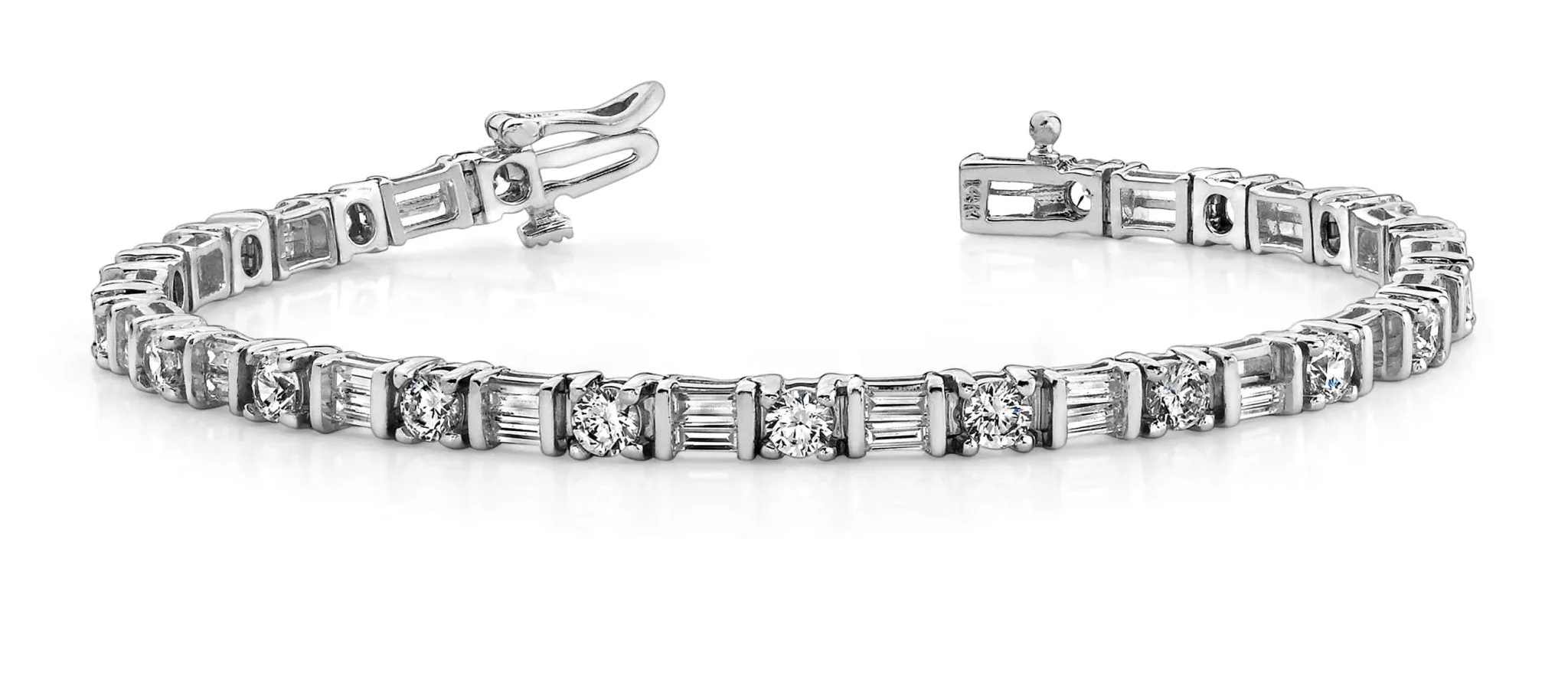 Round And Baguette Diamond Bracelet with 4.00 ct.(finished) 3x1.5mm, 3mm