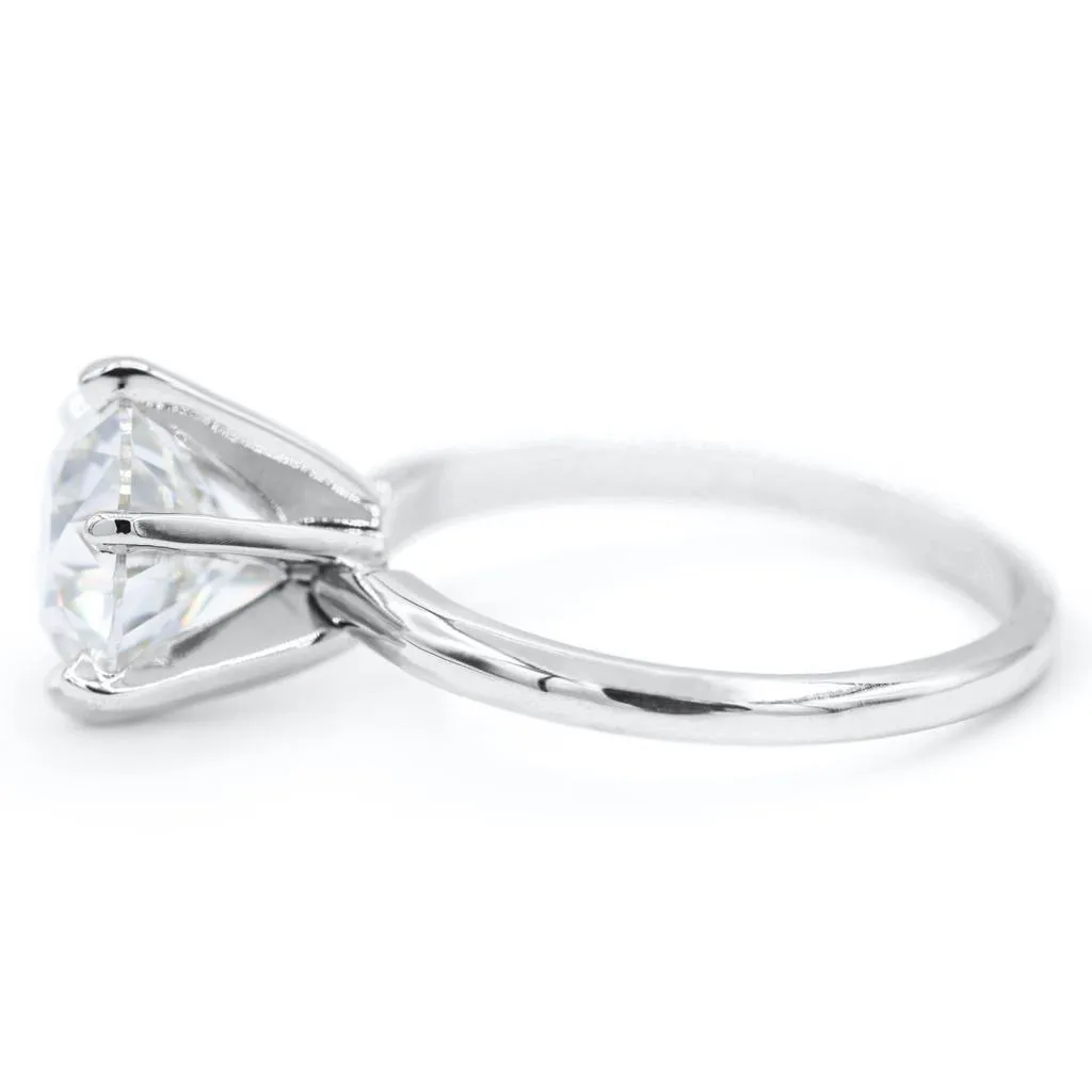 Round Center Stone Platinum 6 Prongs Solitaire Ring