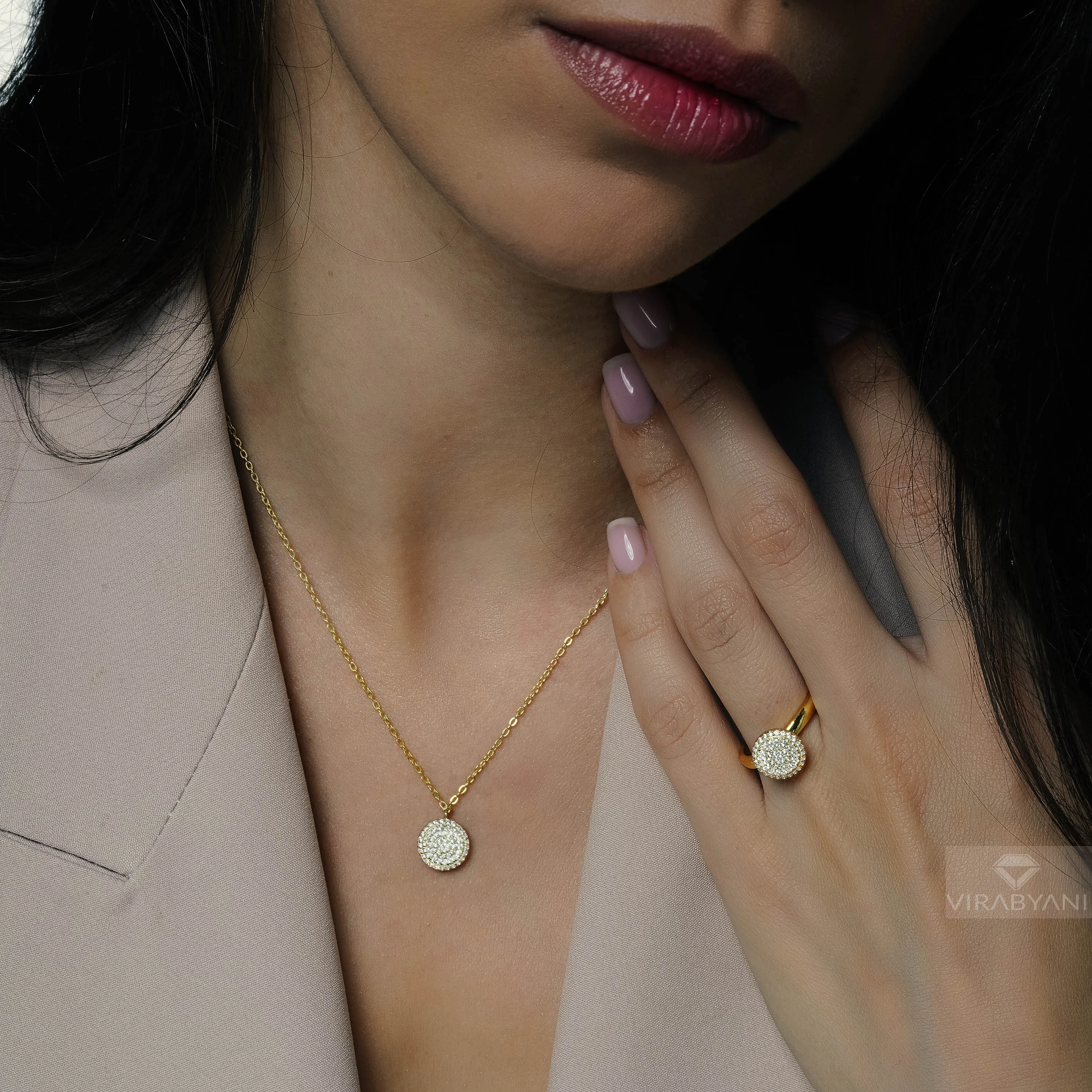 Round Shaped AMoré Pavé Necklace With 0.50 ct. Diamonds