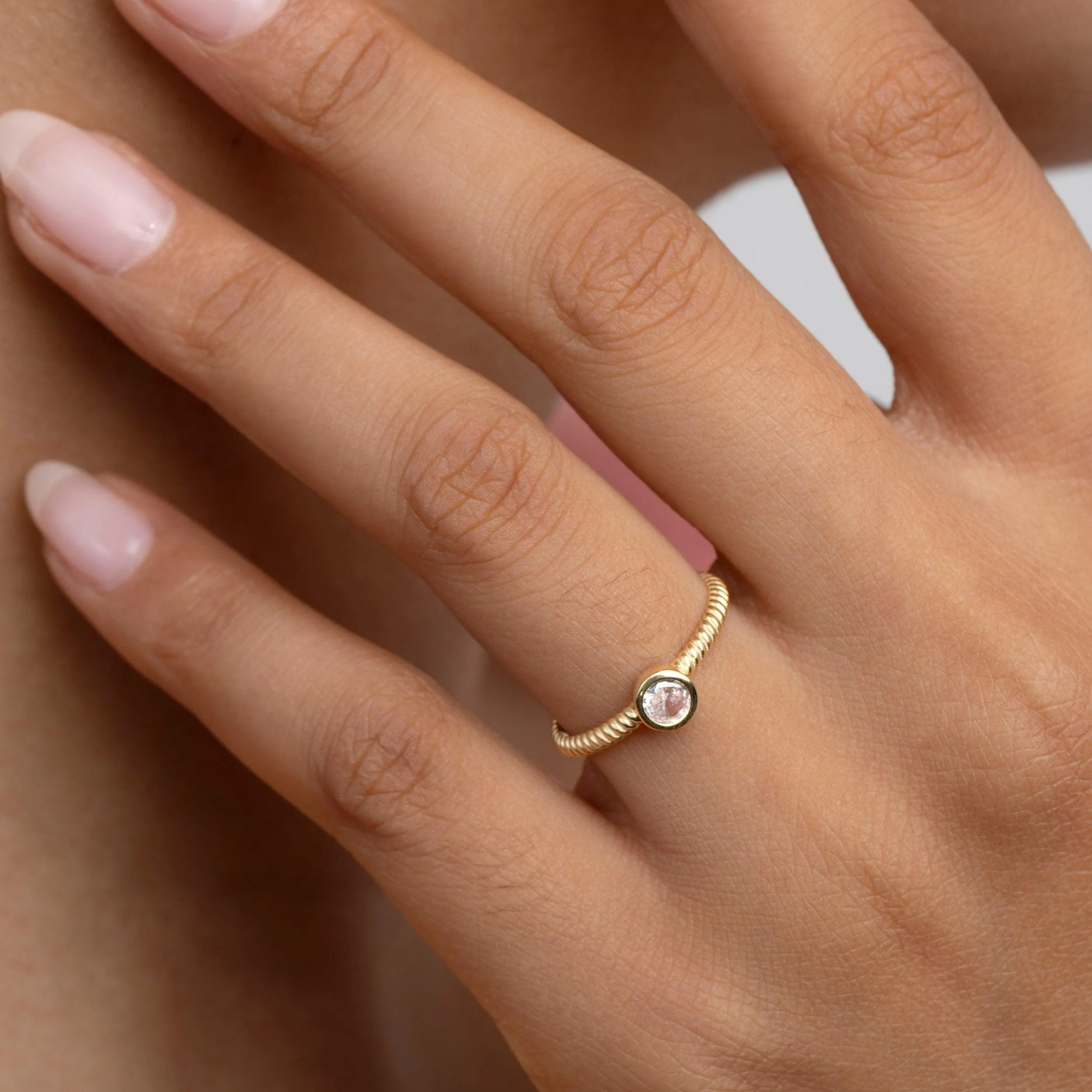 Solitaire Stackable Ring - 18K Gold Vermeil