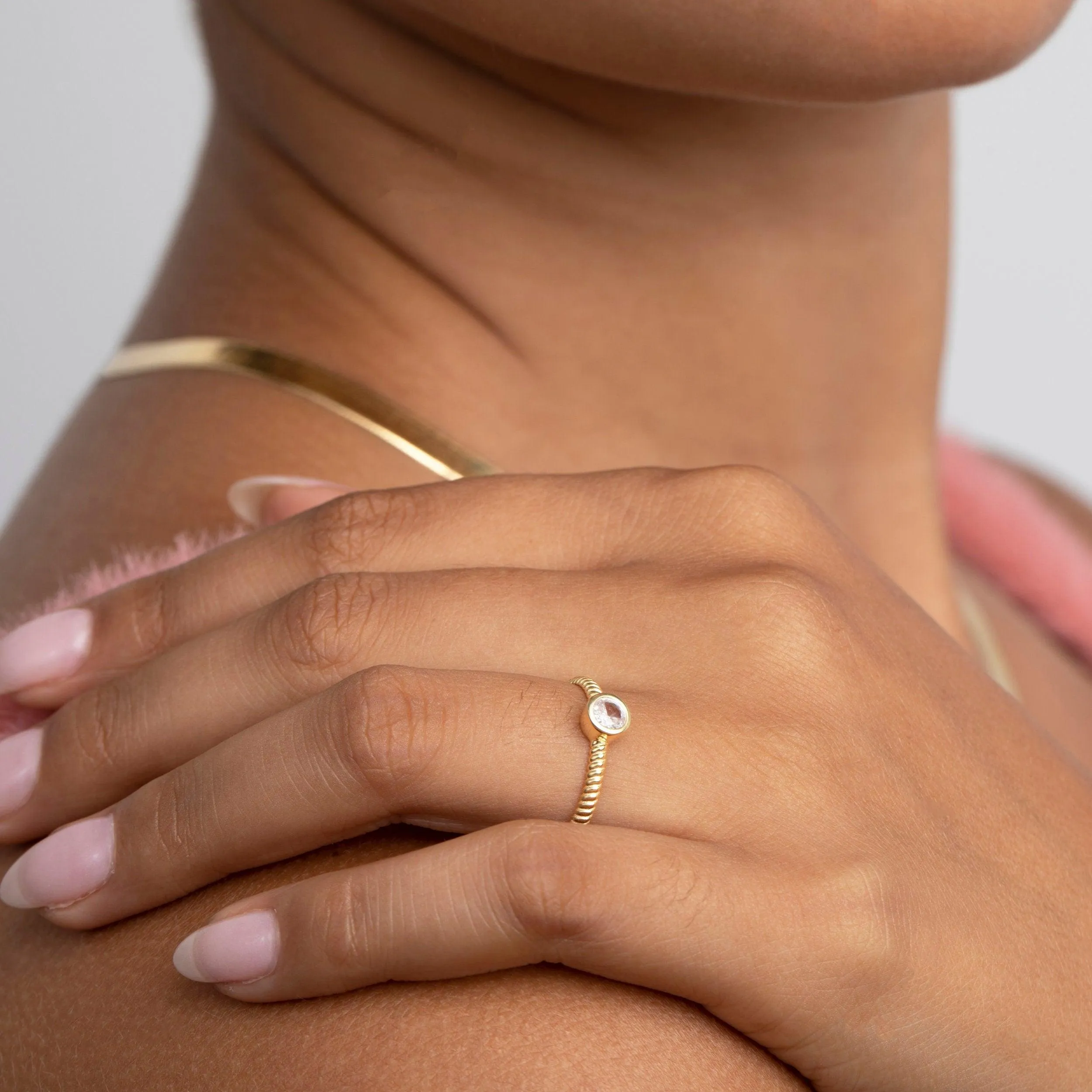 Solitaire Stackable Ring - 18K Gold Vermeil