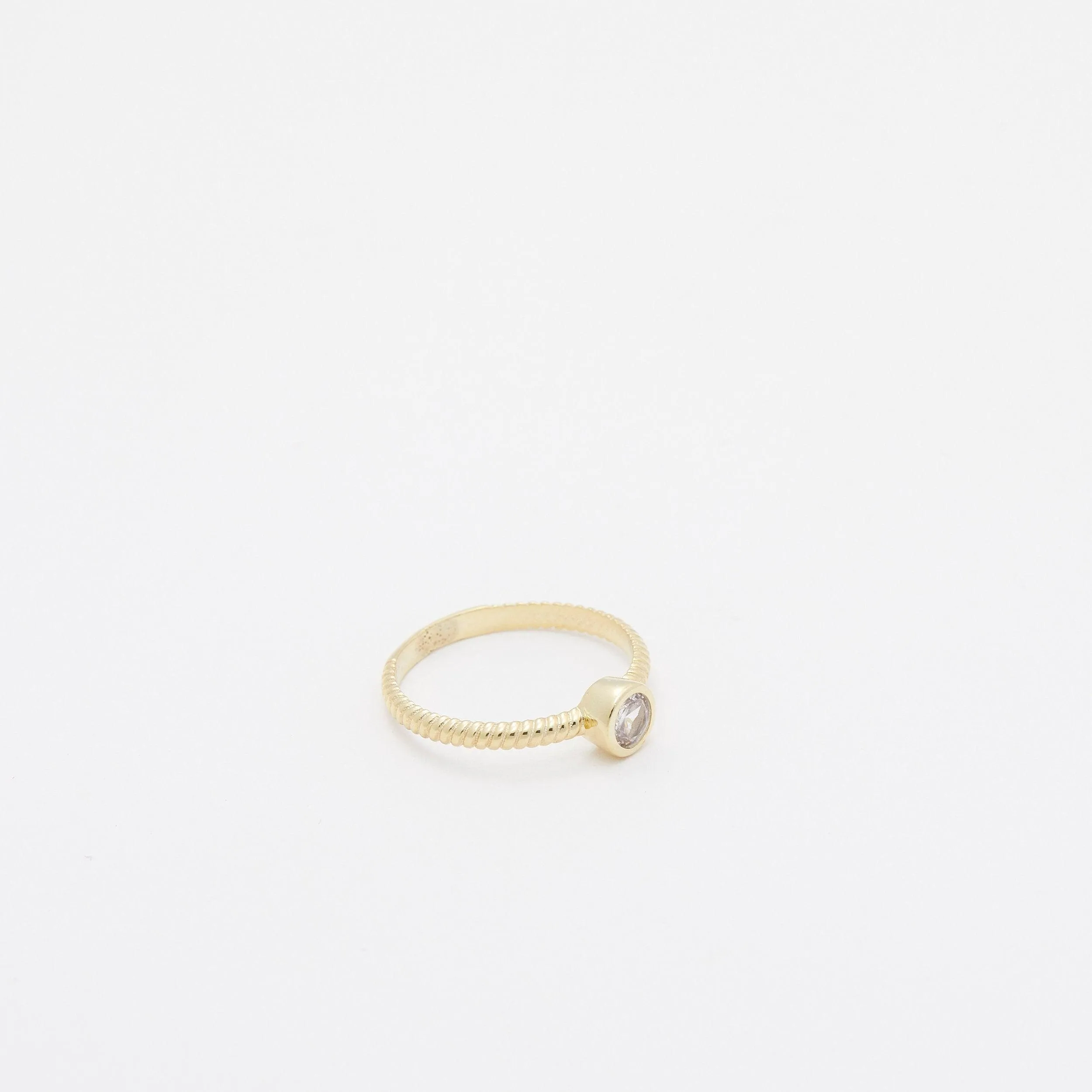 Solitaire Stackable Ring - 18K Gold Vermeil