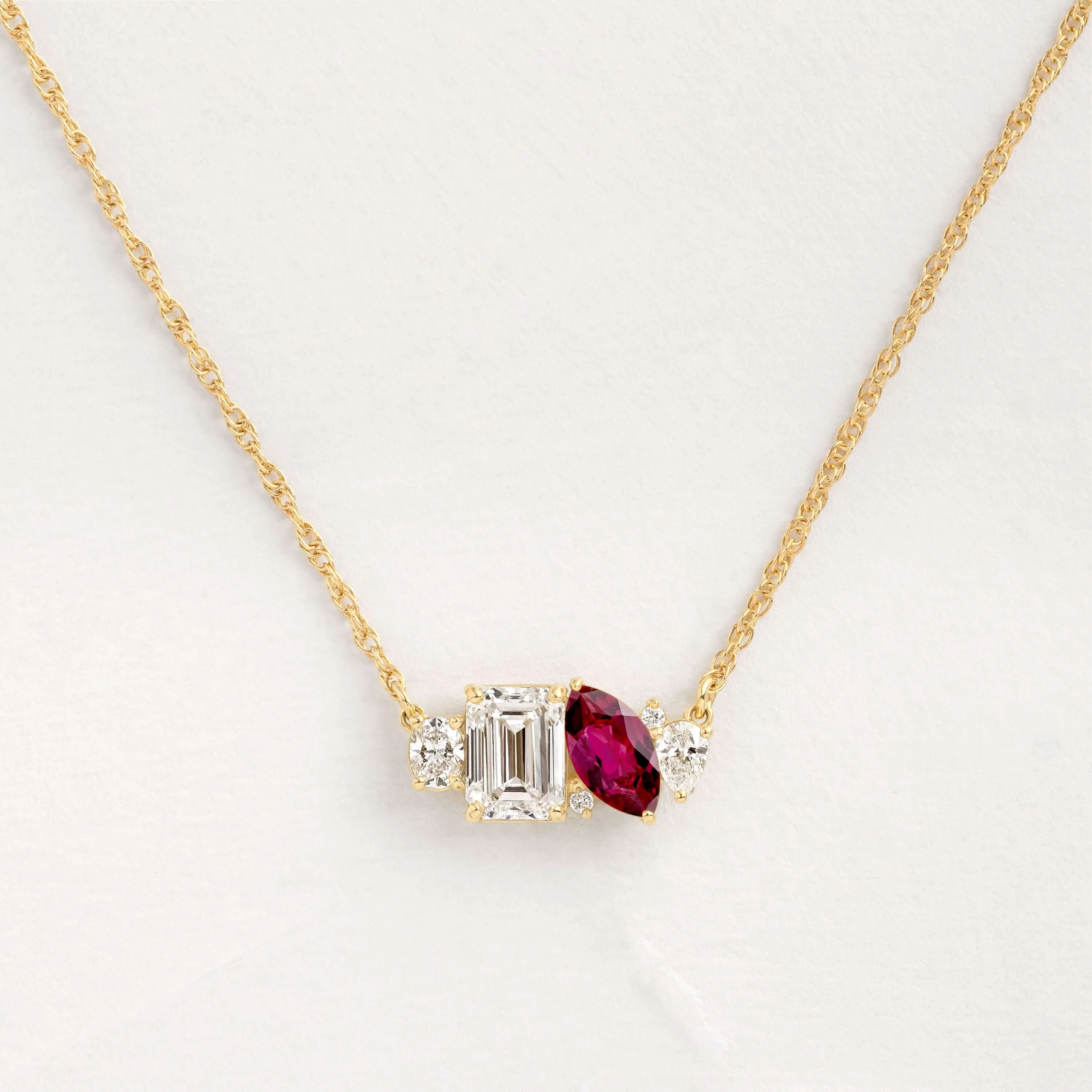 Toi et Moi et Le Reste Necklace