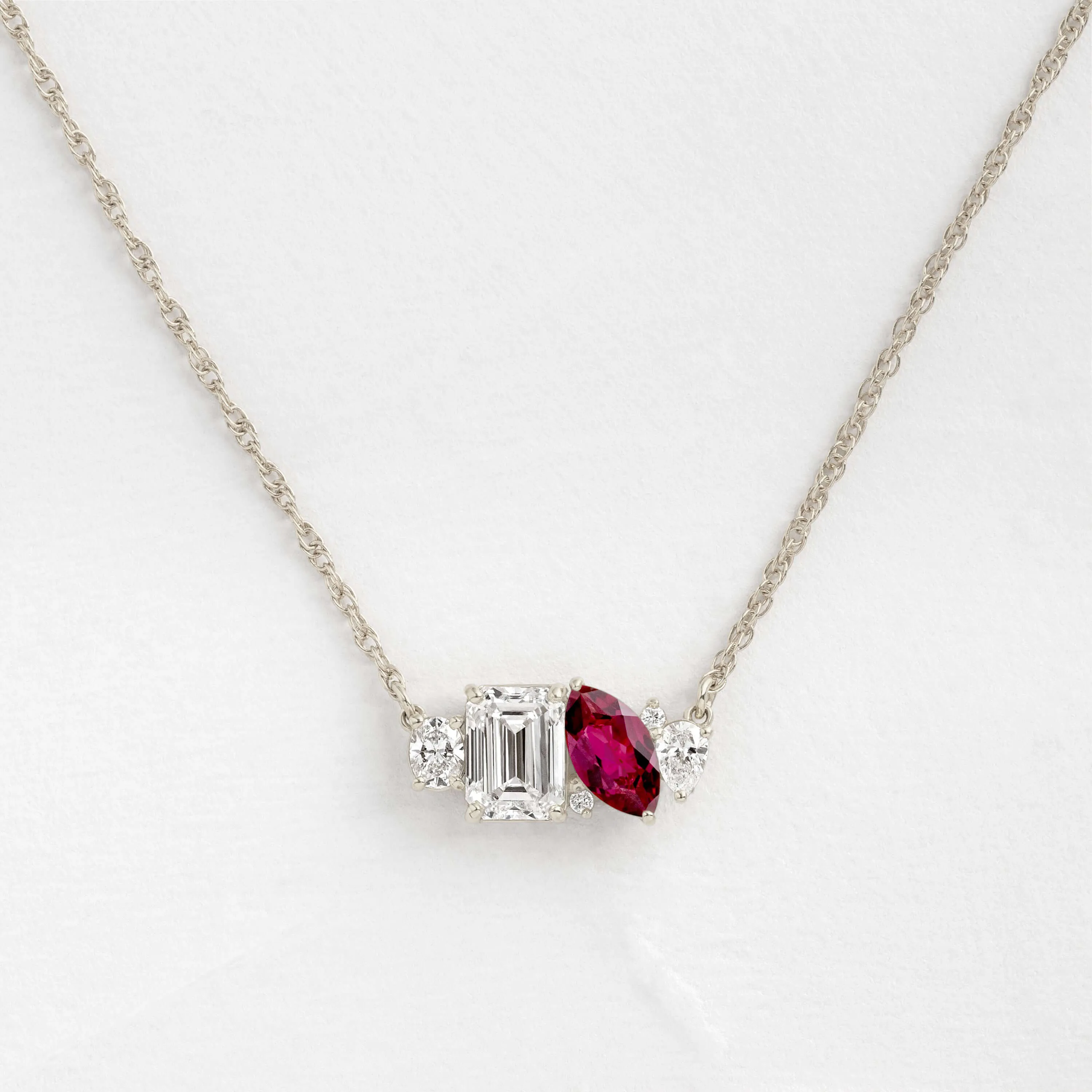 Toi et Moi et Le Reste Necklace