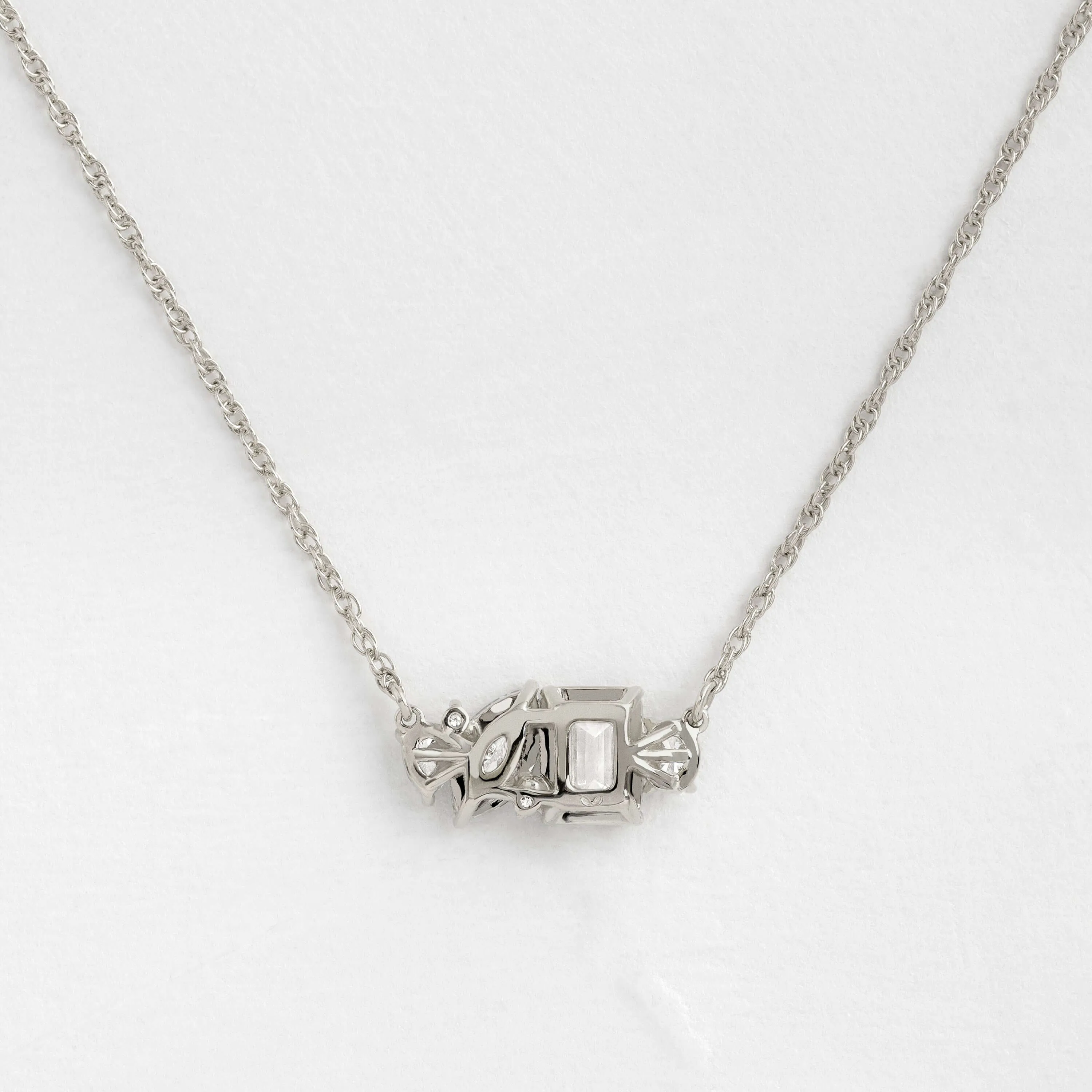 Toi et Moi et Le Reste Necklace