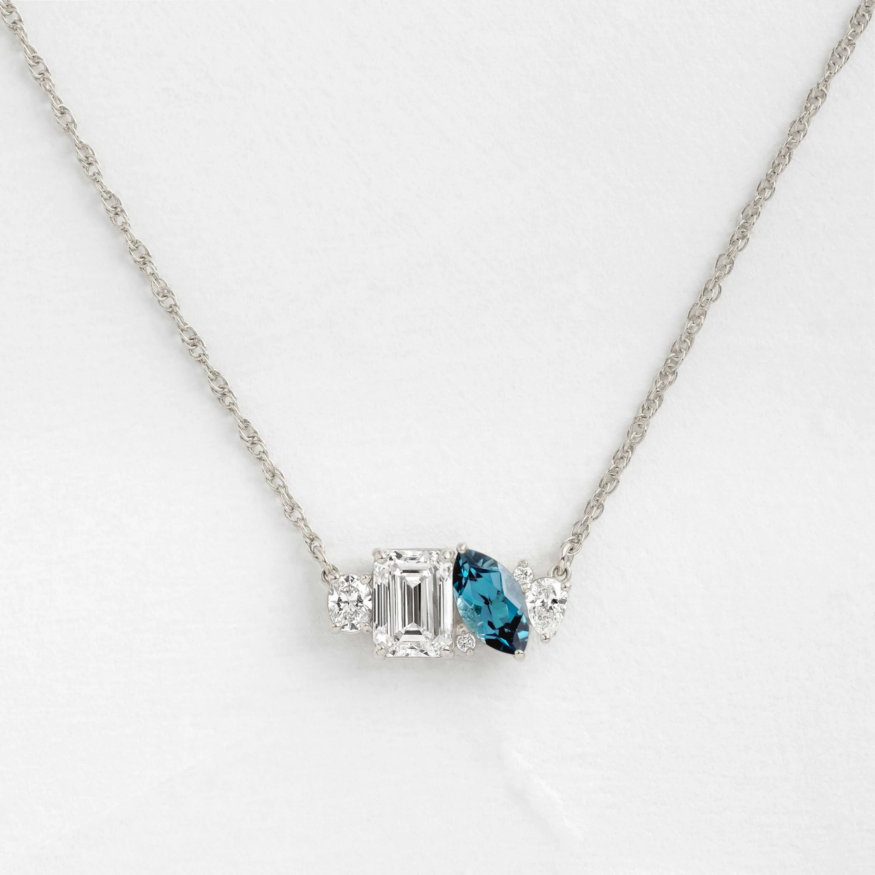 Toi et Moi et Le Reste Necklace