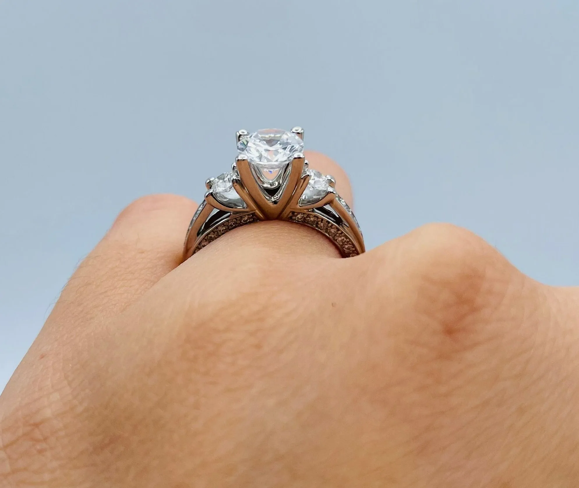 Verragio Classico Collection Ladies Round Cut Platinum Engagement Ring