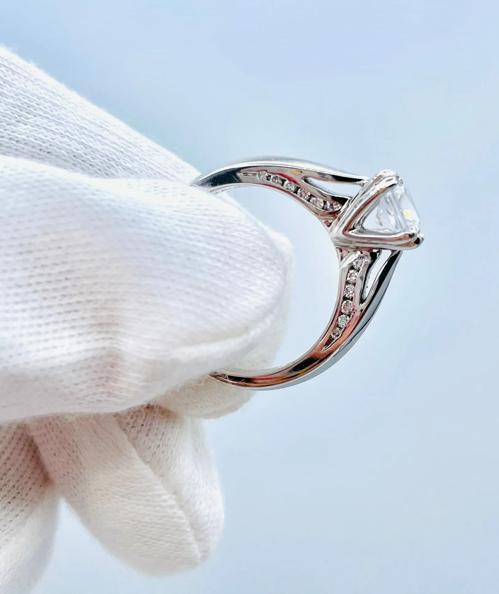 Verragio Platinum Classico Solitaire Engagement Ring