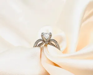 Verragio Platinum Engagement Ring
