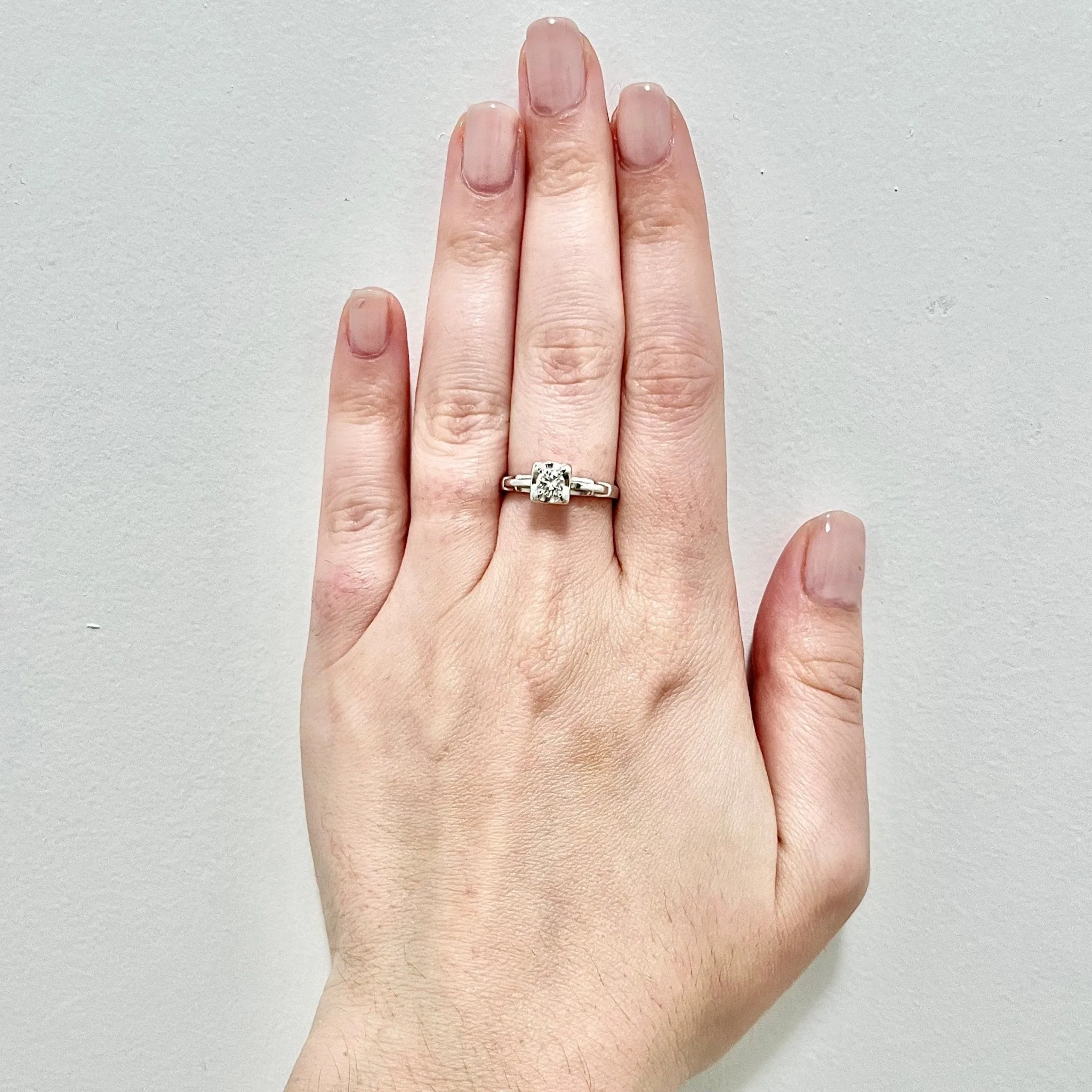 Vintage 1940’s Retro 14 Karat Yellow Gold 0.30 Carat Diamond Solitaire Engagement Ring