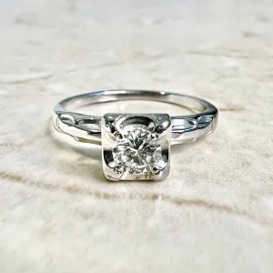 Vintage 1940’s Retro 14 Karat Yellow Gold 0.30 Carat Diamond Solitaire Engagement Ring