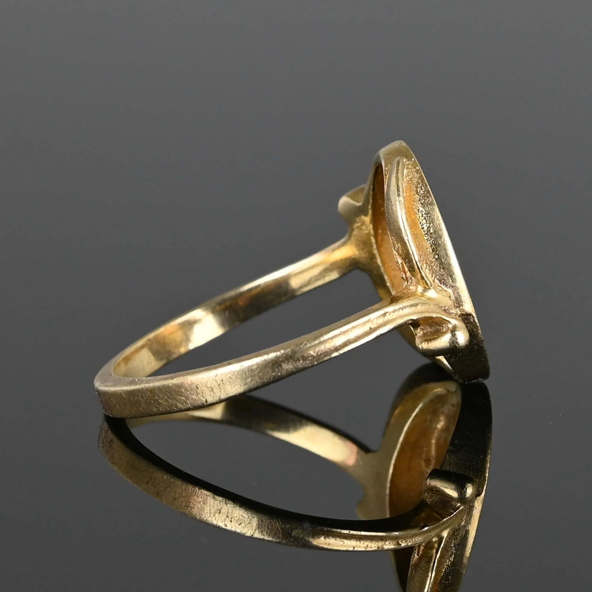 Vintage Gold EAF Initial Signet Ring