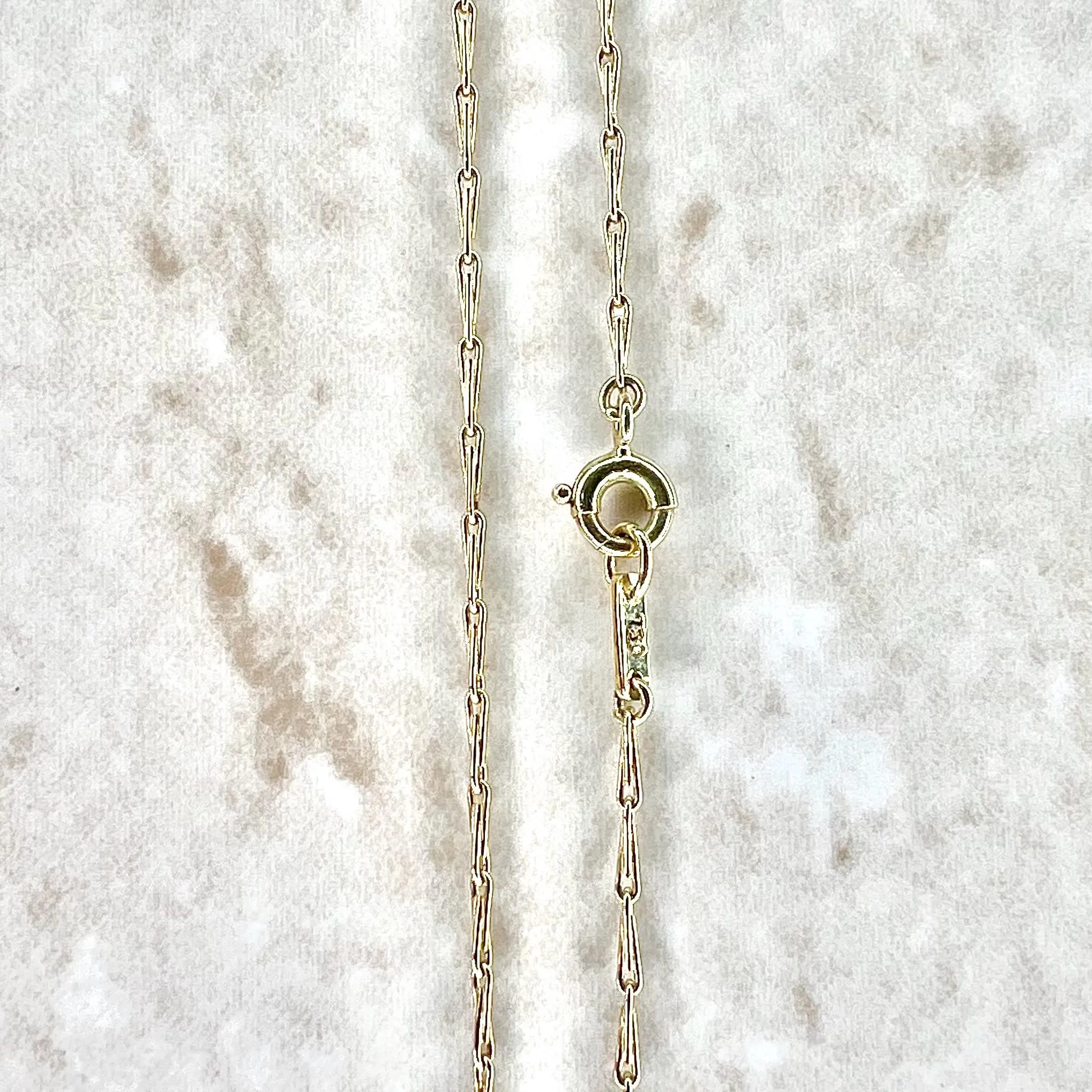 Vintage Handcrafted 18 Karat Yellow Gold & Enamel Lizard Pendant Necklace By Carvin French