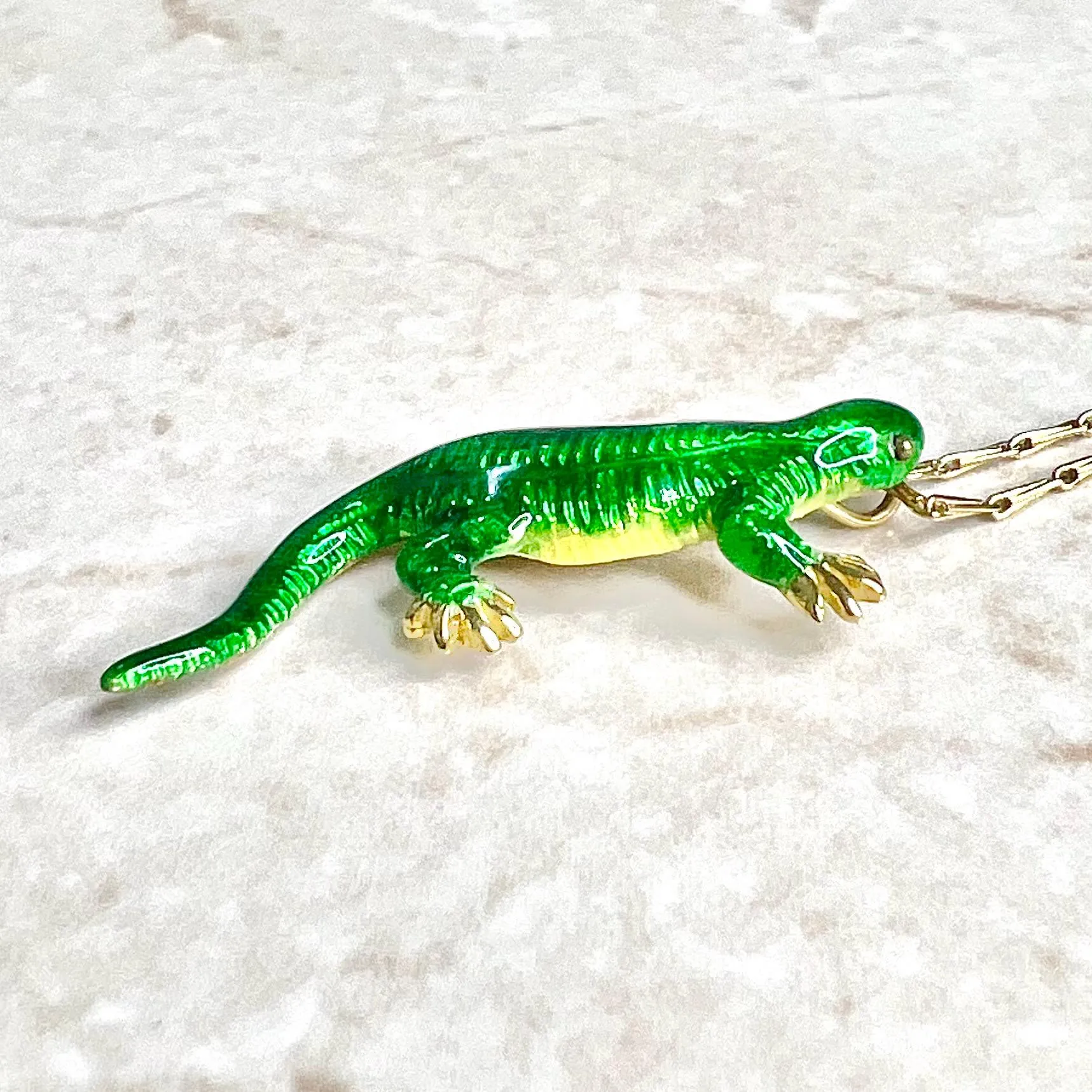 Vintage Handcrafted 18 Karat Yellow Gold & Enamel Lizard Pendant Necklace By Carvin French