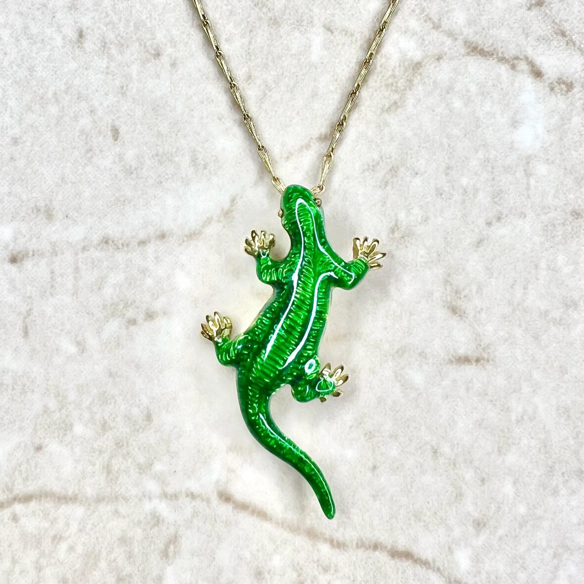 Vintage Handcrafted 18 Karat Yellow Gold & Enamel Lizard Pendant Necklace By Carvin French