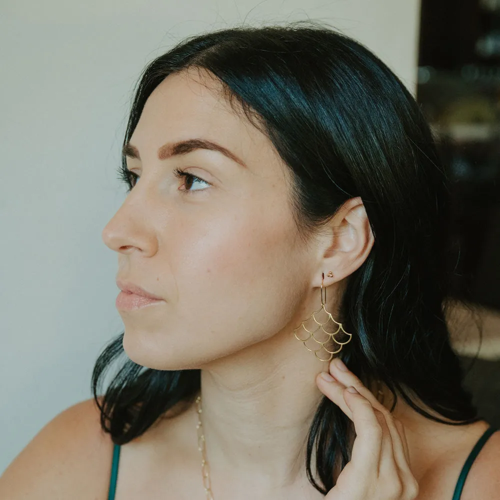 Wave Earrings in 18k gold